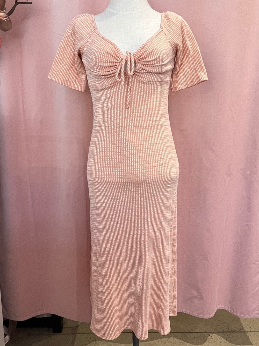Caution to the Wind Pink Ribbed Ruched Tie Front Midi Dress Size Small